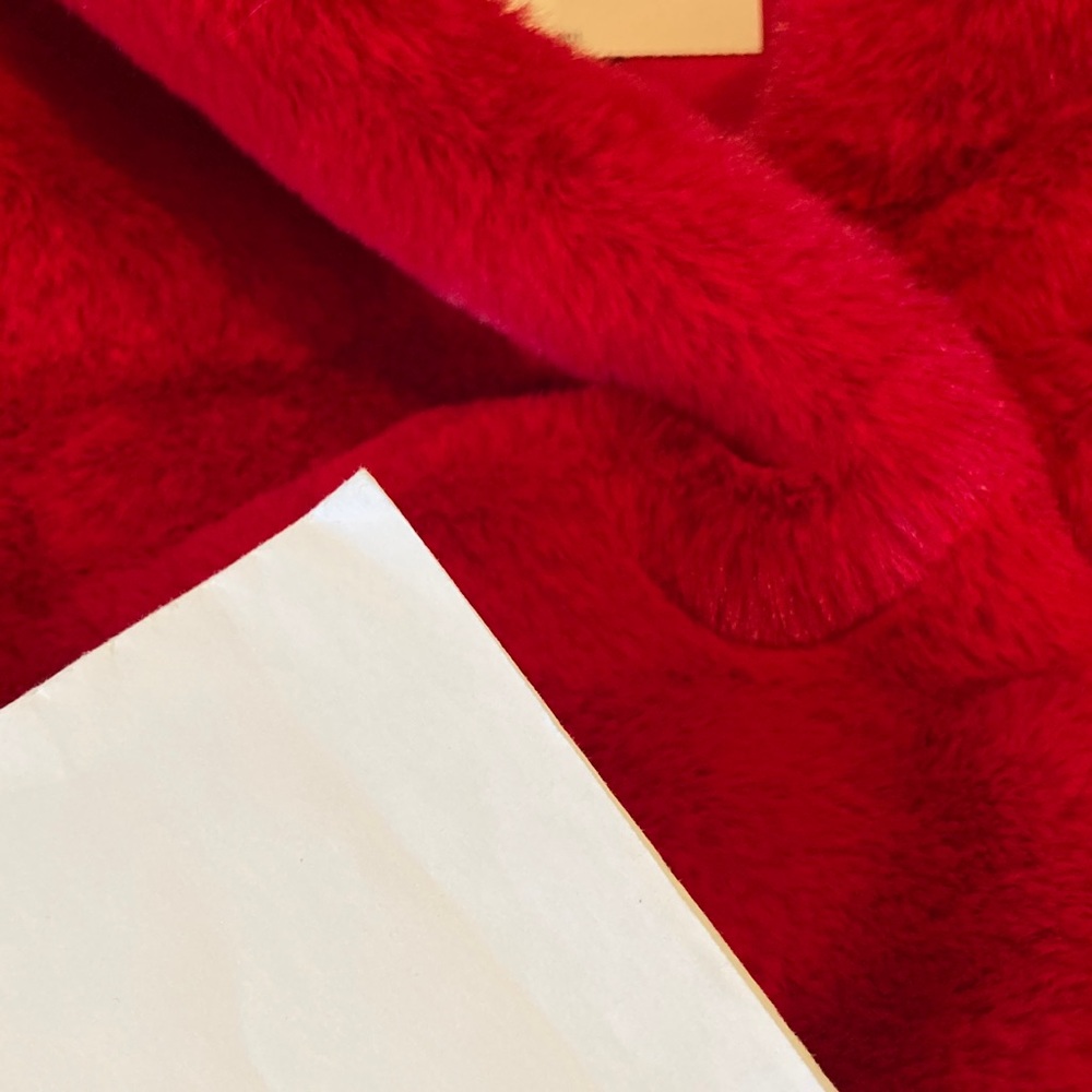 Girls First Impressions red long sleeve faux fur coat size 18 months - NWT - Picture 4 of 4